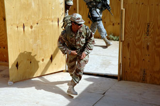 http://ragingtachikomablog.mee.nu/images/Iraqi-Troops1.jpg